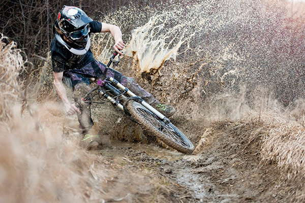 Extreme cycling races